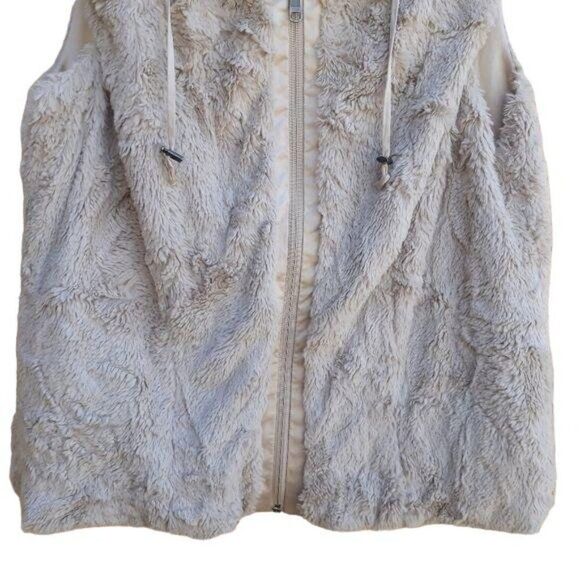 CAbi Vest 251 Reversible Alpine Faux Fur Snow Bunny Satin Sheen Zip Up Tan L - Picture 6 of 11